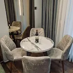 Individualliving3 Excellent Location Centre! !