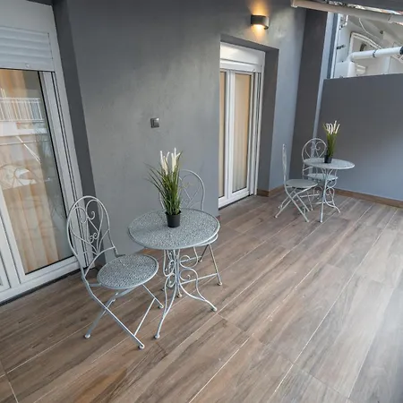 Individualliving3 Excellent Location Centre! ! Appartement *