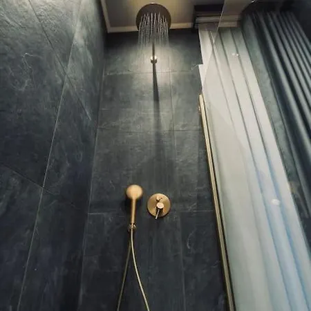 아파트 Individualliving3 Excellent Location Centre! ! *