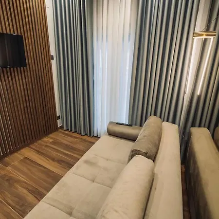 아파트 Individualliving3 Excellent Location Centre! !