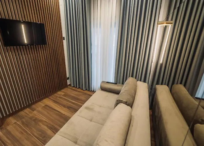 公寓 Individualliving3 Excellent Location Centre! !