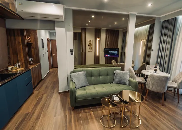 Individualliving3 Excellent Location Centre! !
